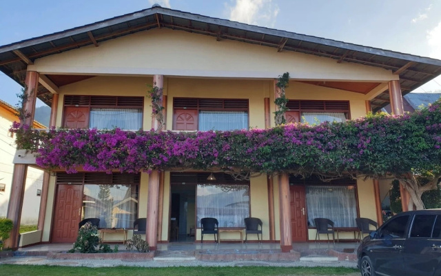 Thyesza Hotel