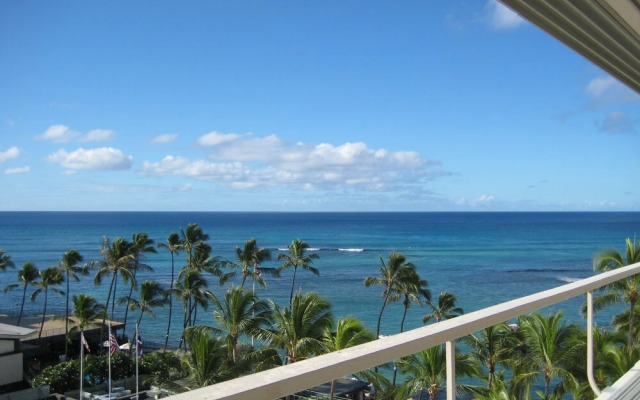 Colony Surf 809 1 Bedroom Condo