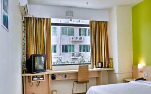 7Days Inn Qingdao Liuting Airport