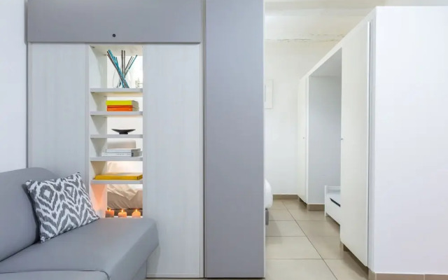 Appartamento moderno nel centro di Chiaia