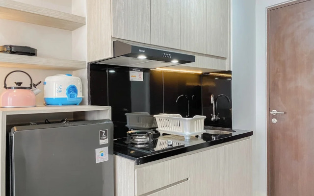 Warm And Restful Studio Transpark Juanda Bekasi Timur Apartment