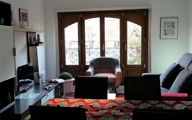 Precioso apartamento al lado de las Torres de Serrano