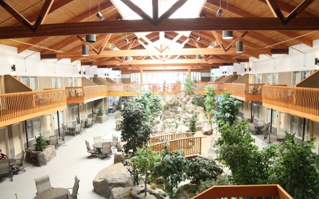 C'mon Inn Hotel & Suites