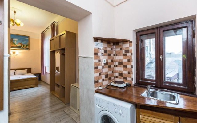 місто львів вулиця Руданського 3