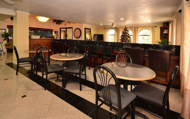 SureStay Hotel by Best Western Deer Park