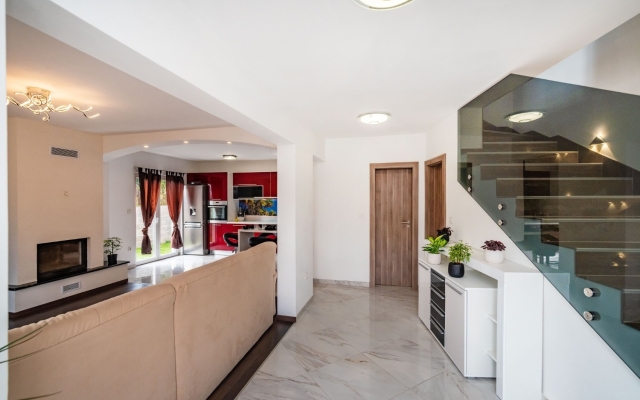 Holiday house Tome - comfortable & modern: Nin, Zadar riviera