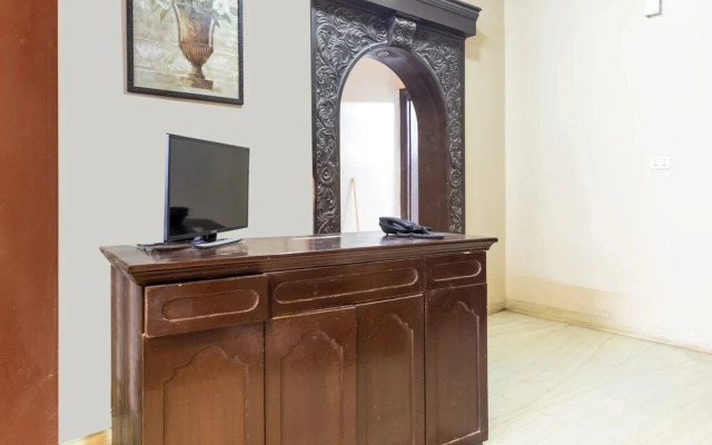 Savoy Suites by OYO Rooms