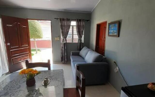 CASITA HOGAREÑA JARABACOA (independent entrance)