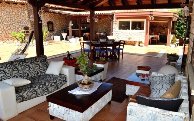 Villa Cleopatra