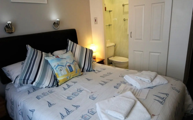 The Pebbles - B&B