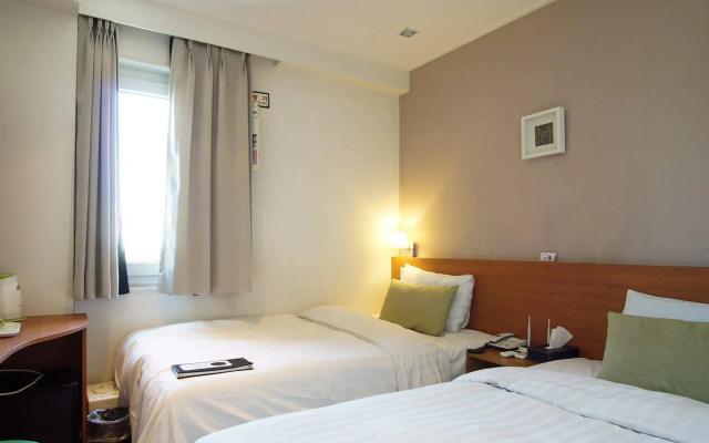 Juststay Hotel