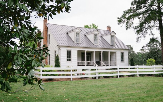 The Historic Hill House and Farm
