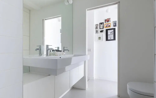 Crawford Street II by Onefinestay