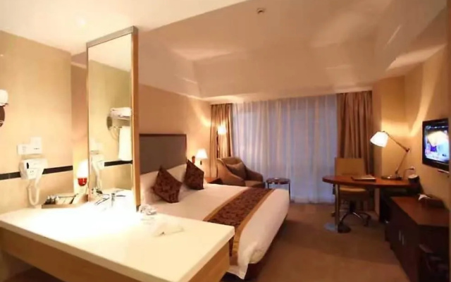 New Century Manju Pudong Airport Hotel