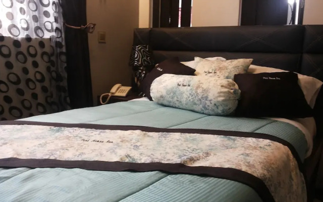 Pent House Inn Namugongo