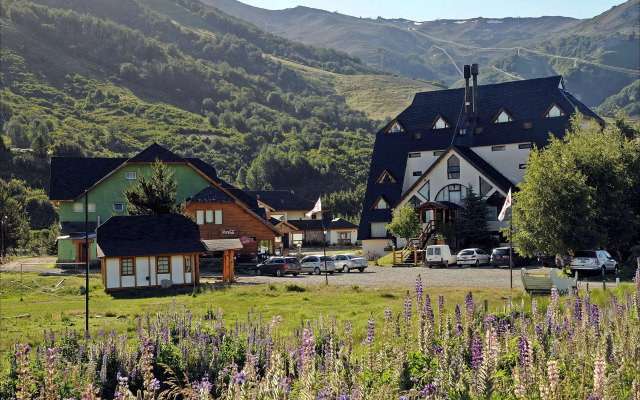 Village Catedral Hotel Resort & Spa