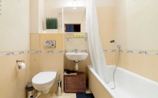 Saska Kepa Modern Apartment