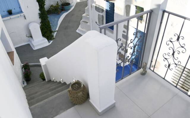Esperia Luxury Suites
