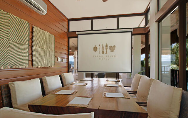 Pangulasian Island Resort