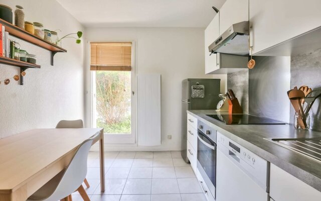 Charming 3 Room Apartment With Terrace - Strasbourg