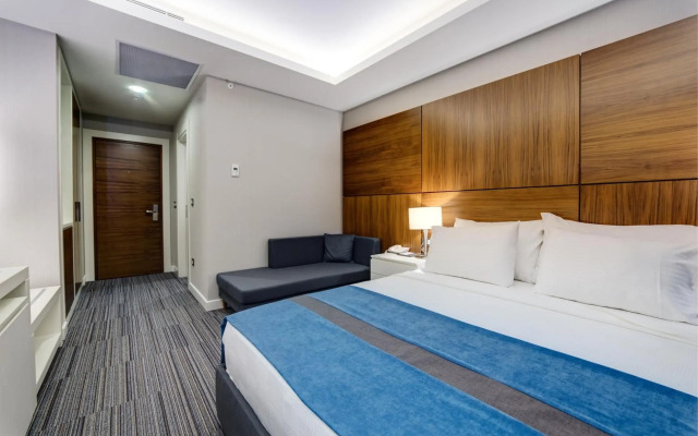 The Menord Hotel