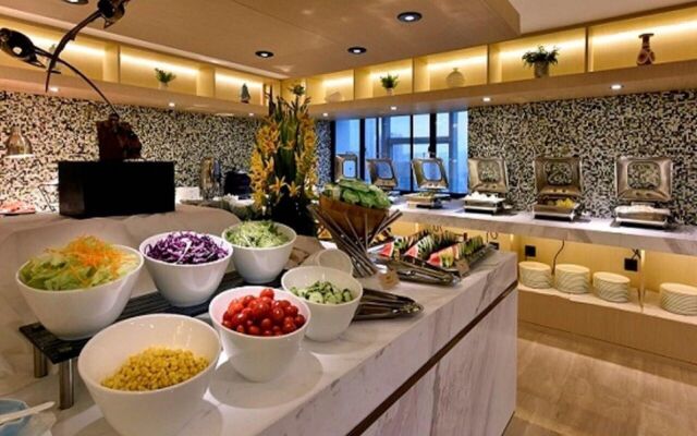 Atour Hotel Zhongshan Square Dalian