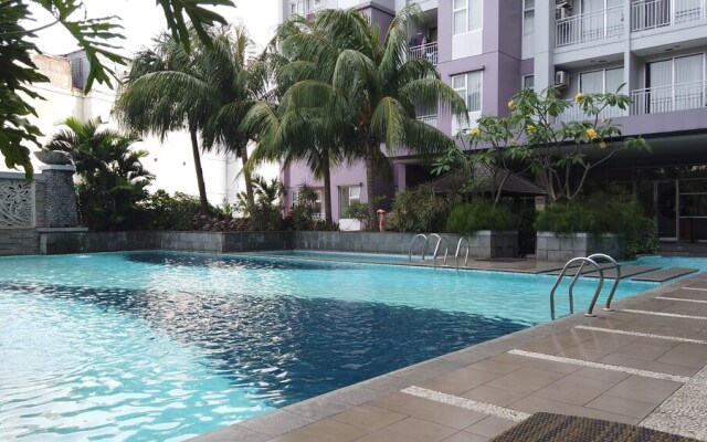 Spacious Studio The Lavande Residence Apartment By Travelio