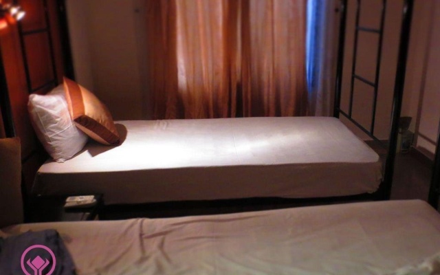 Tigon Hostel Hue – Guest Rooms – Hue