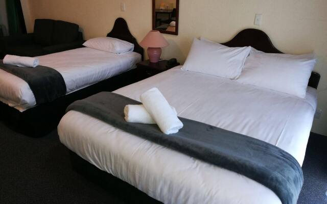 Burwood Manor Motel
