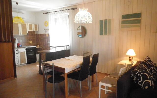 Apartments Vesna Sup.draga