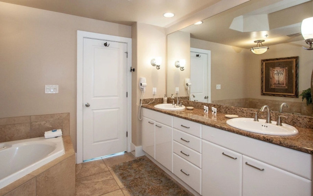 Waterfront Two Bedroom Unit Crd0601