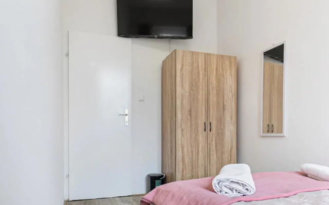 Luxury 6BR Apt near Millennium City