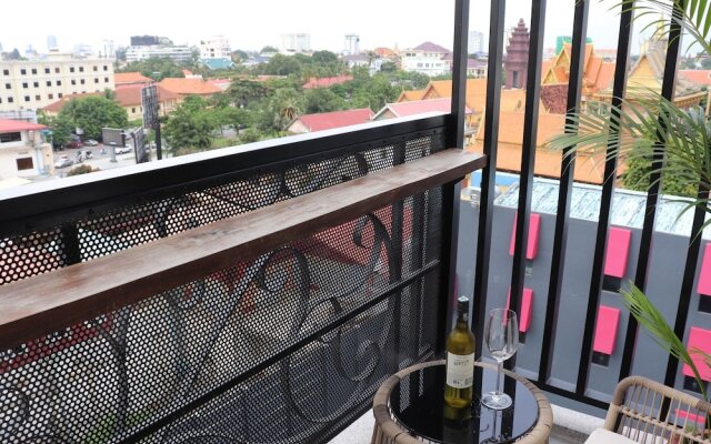 CHECK inn Phnom Penh BKK 1
