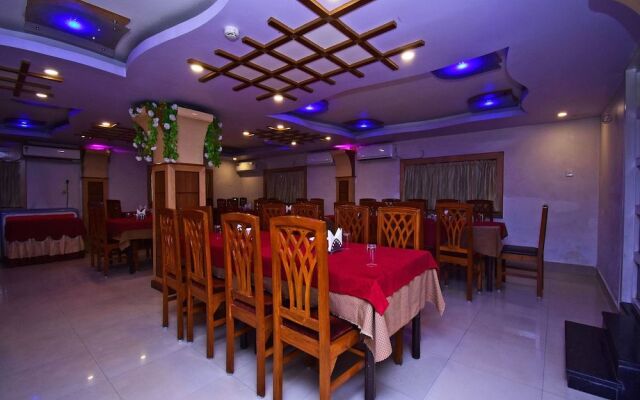 Capital O 42660 Hotel Greenland Towers