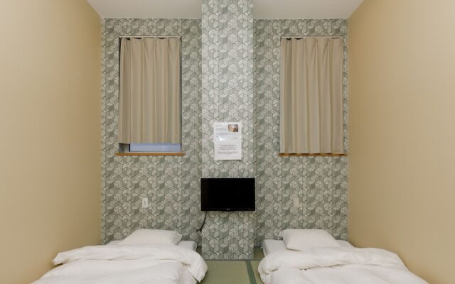 Iyasu Hostel Higashikawa