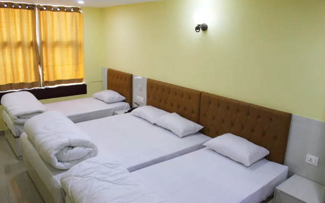 Hotel Raj Mahal