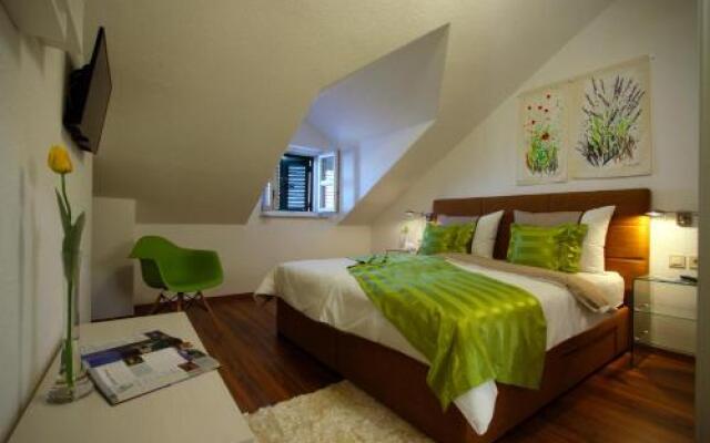 Apartment Allure