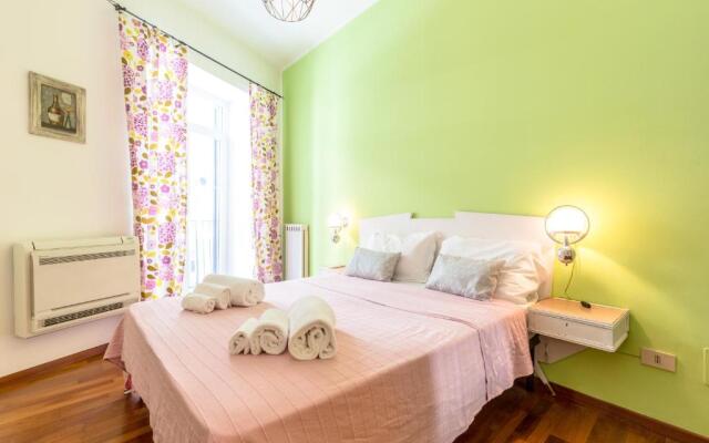 Piazza Marina Holiday House by DomuSicily