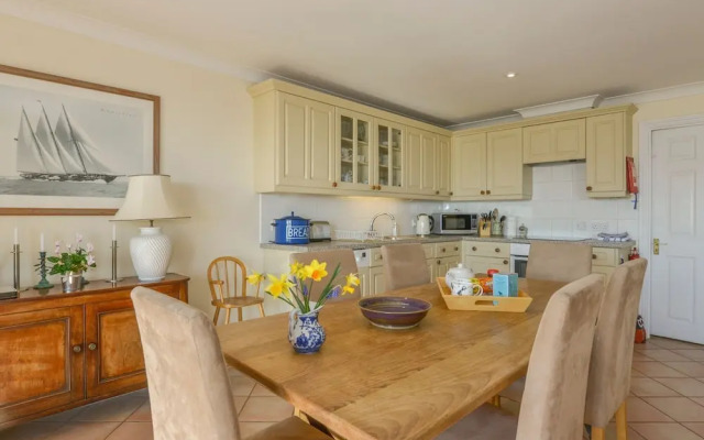 6 Burgh Island