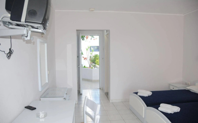Irina Beach Hotel