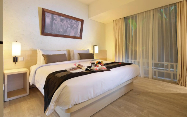 The Akmani Legian