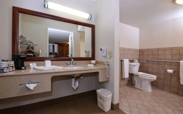 Best Western Airport Inn