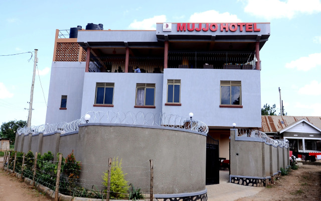 Mujjo Hotel