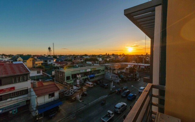 153 Executive Suites