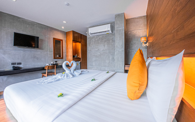 J4 Hotel Samui