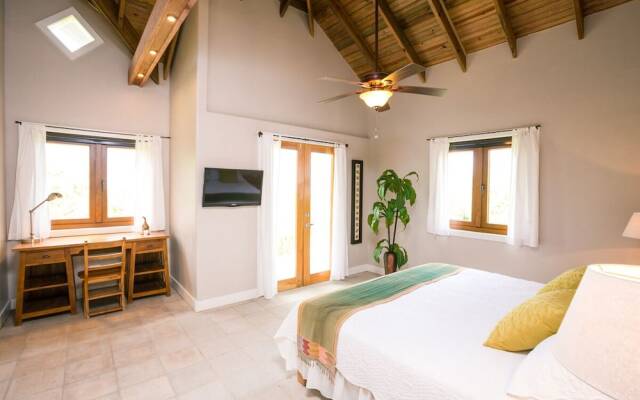 Blue Tang 4 Bedroom Home
