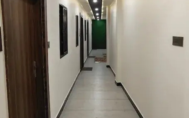 Shri Anant Mahadev Guest House