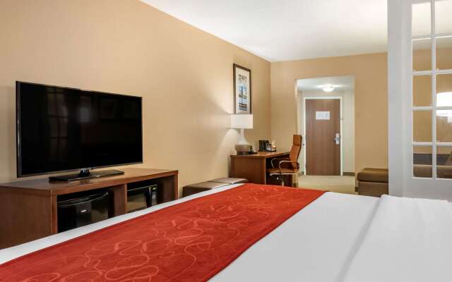 Comfort Suites Orlando Airport