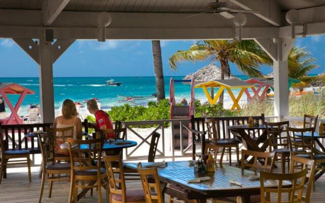 Flamingo Bay Hotel & Marina at Taino Beach