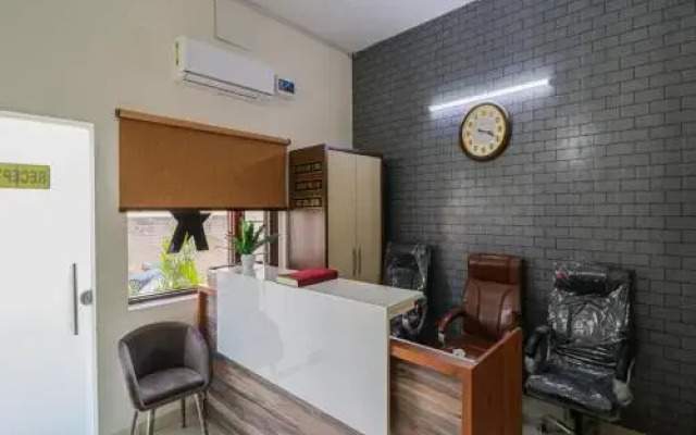Capital O 82960 Hotel K Star